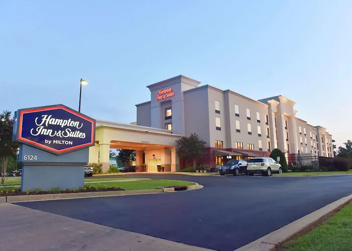 Hampton Inn & Suites